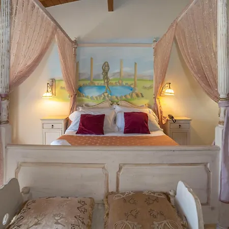 Tempio Hotel 4*