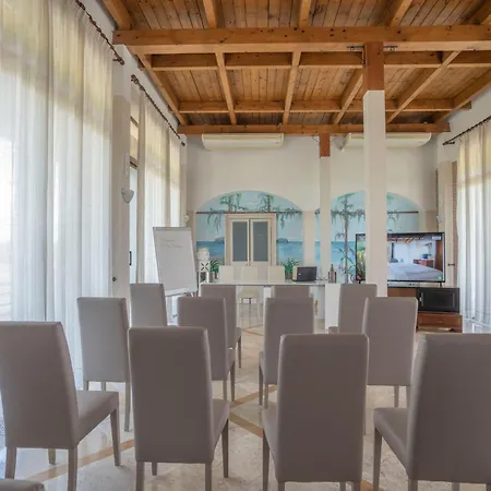 Hotel Tempio Lago Patria